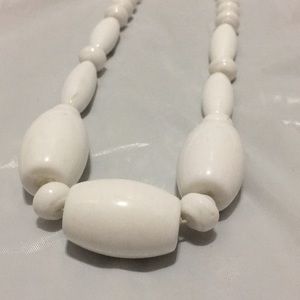3/$10 - White beaded necklace